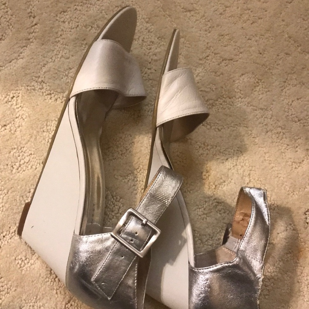 Sandals - Picture 5 of 6
